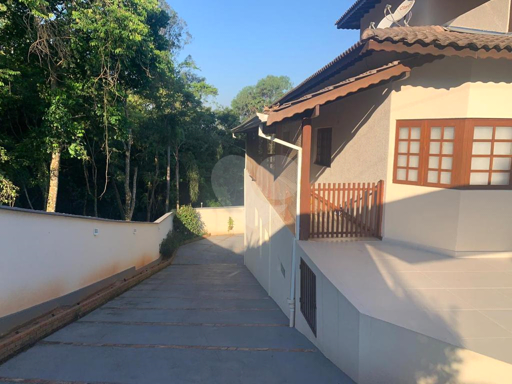 Casa à venda com 3 quartos, 445m² - Foto 25