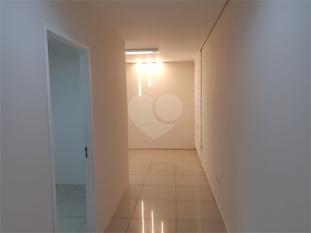 Prédio Inteiro à venda, 300m² - Foto 24