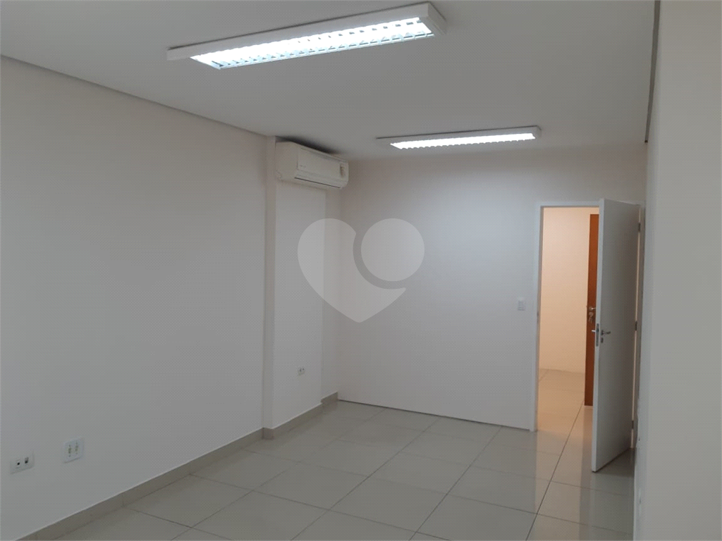 Prédio Inteiro à venda, 300m² - Foto 19