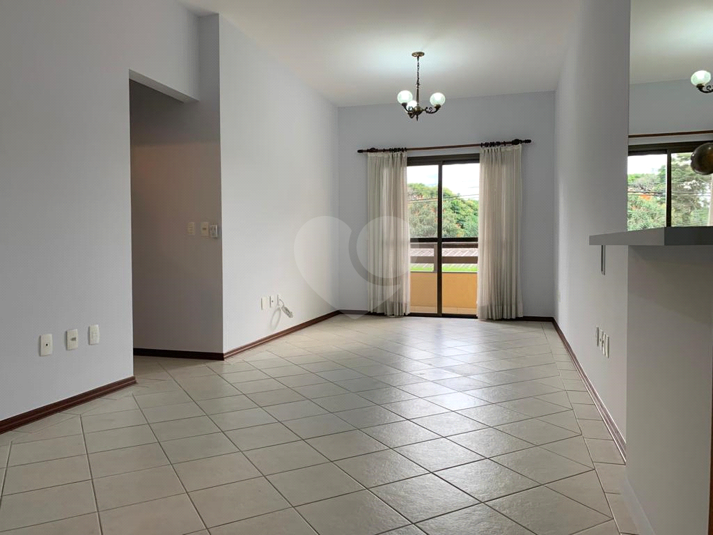 Apartamento para alugar com 2 quartos, 70m² - Foto 1