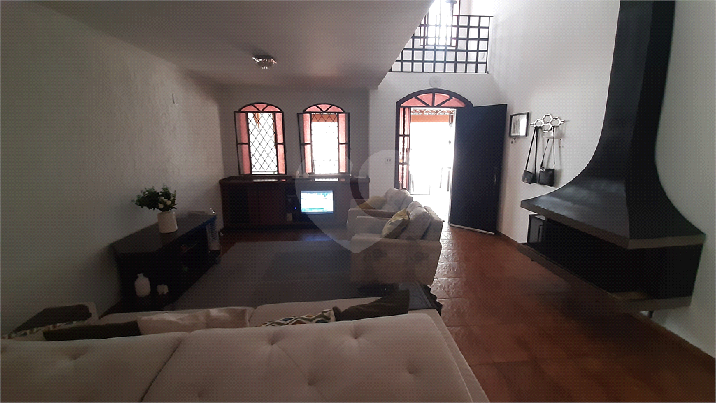 Casa à venda na Vila Isolina Mazzei com 3 quartos , ( 1 suíte ) , 2 vagas de garagem 