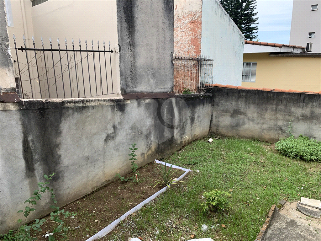 Casa à venda com 2 quartos, 200m² - Foto 21