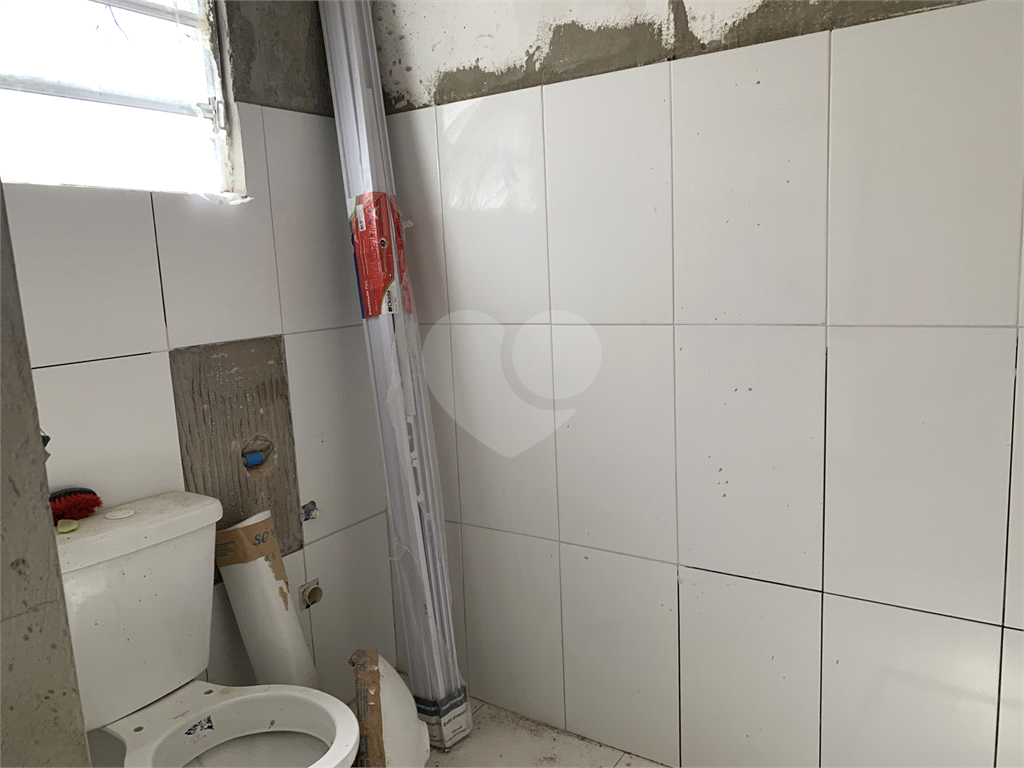 Casa à venda com 2 quartos, 200m² - Foto 25