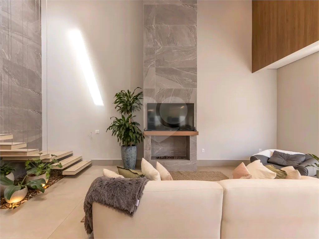 Casa no Planalto Paulista (4 Dorms)
