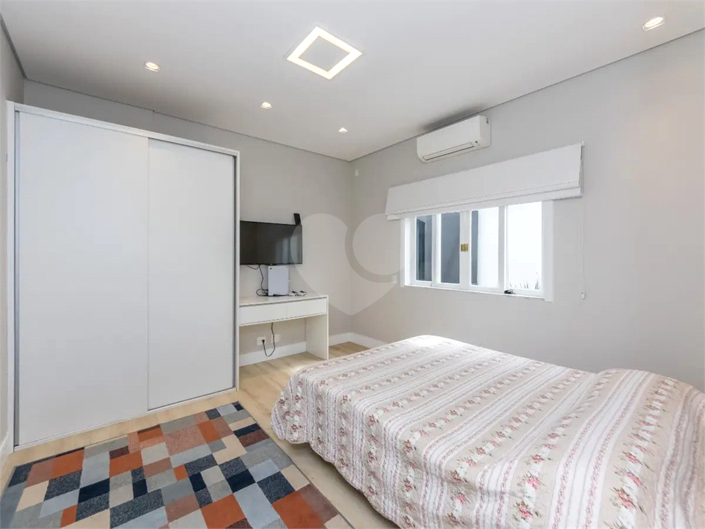 Casa no Planalto Paulista (4 Dorms)