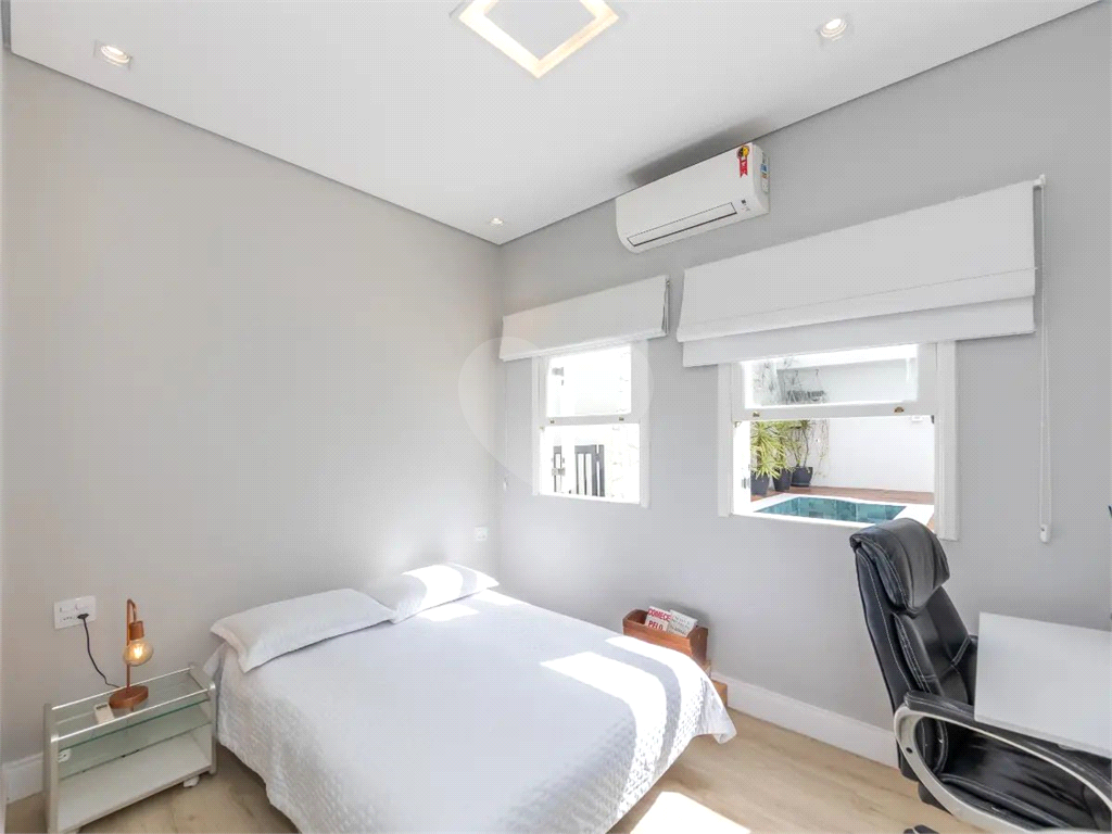 Casa no Planalto Paulista (4 Dorms)