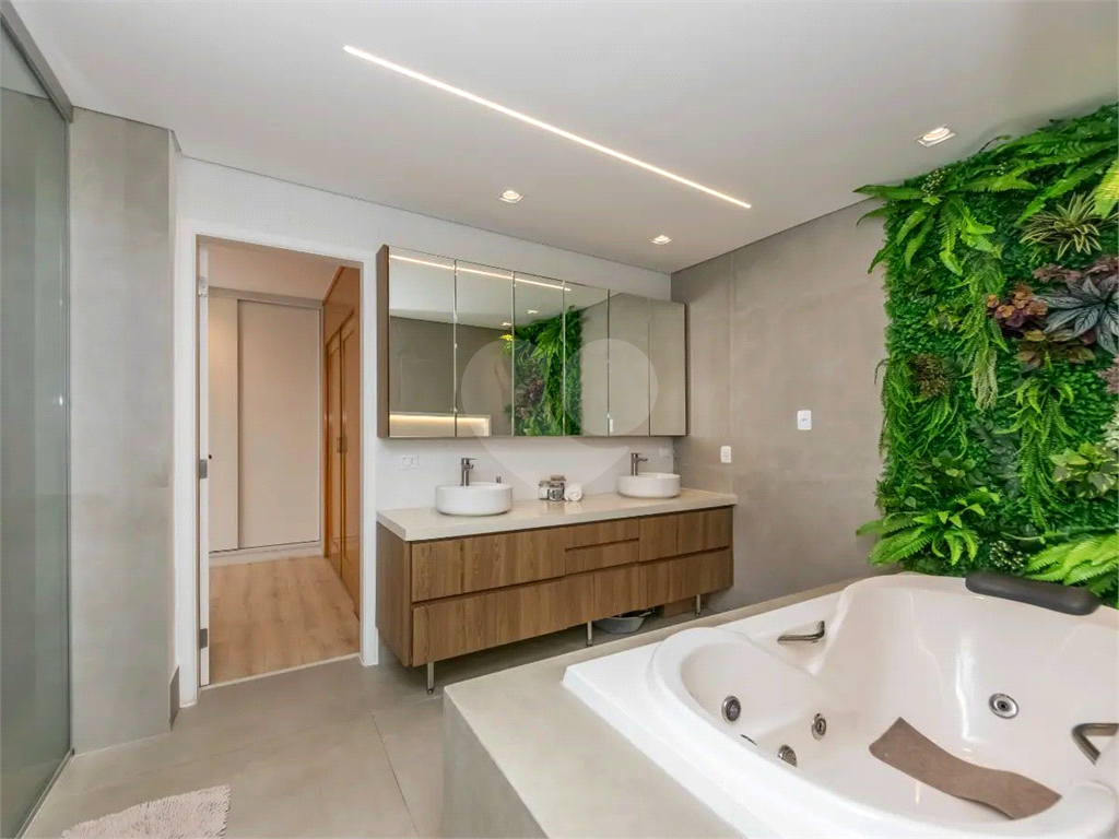 Casa no Planalto Paulista (4 Dorms)