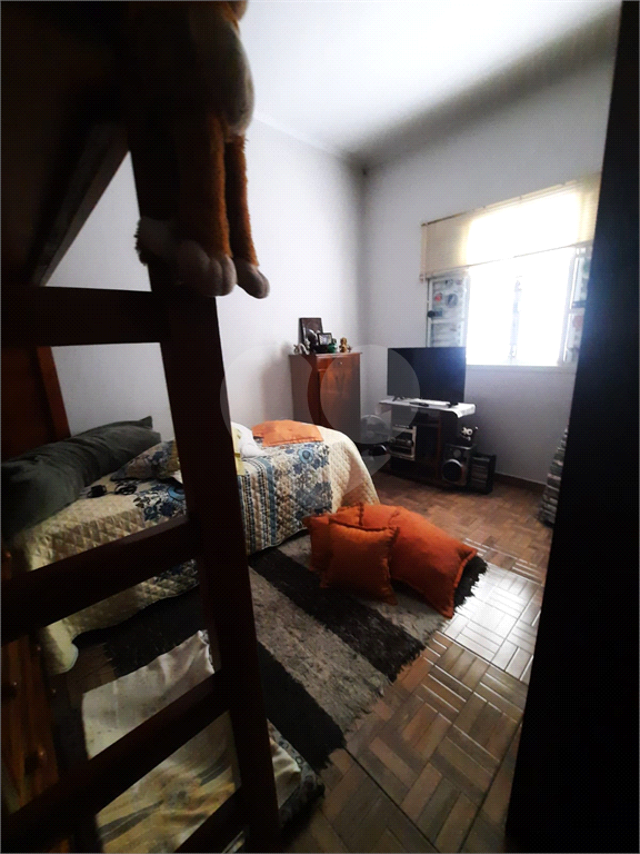Ampla Casa no Jaraguá!