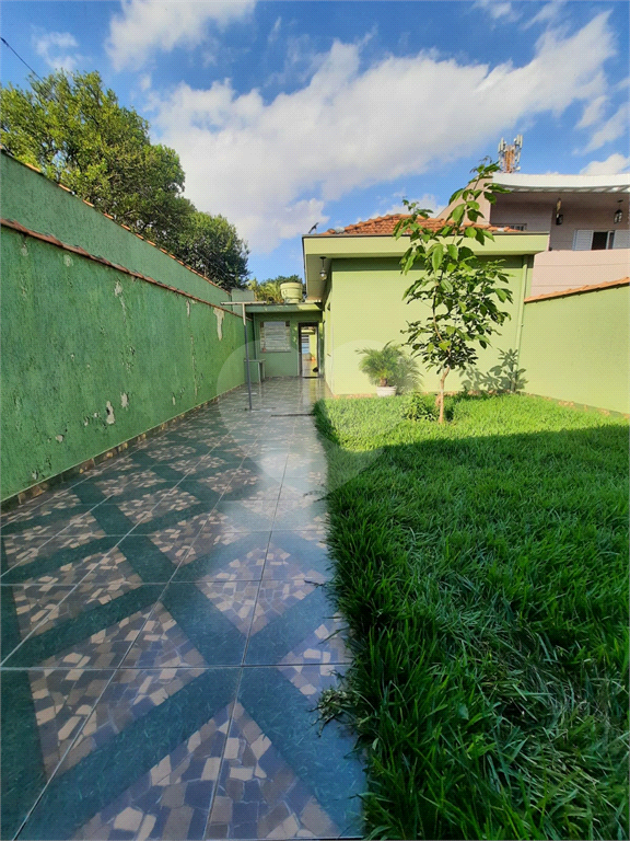 Ampla Casa no Jaraguá!