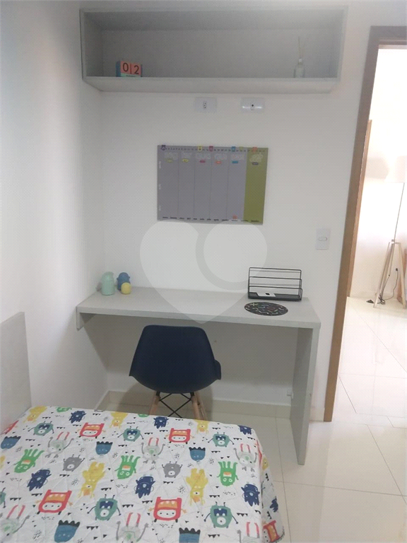 Apartamento mobiliado 2 quartos 1 vaga Vl. Constança