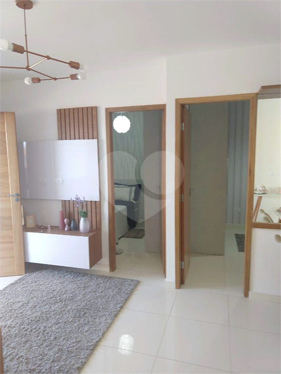Apartamento mobiliado 2 quartos 1 vaga Vl. Constança
