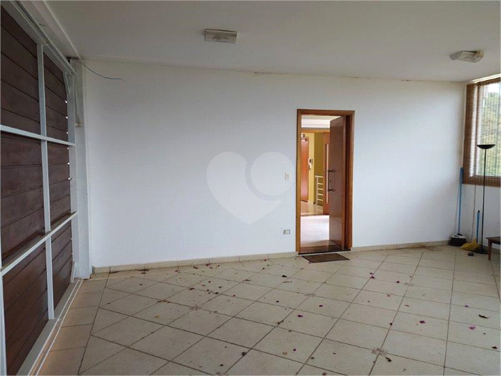 Casa de Condomínio à venda com 4 quartos, 600m² - Foto 25