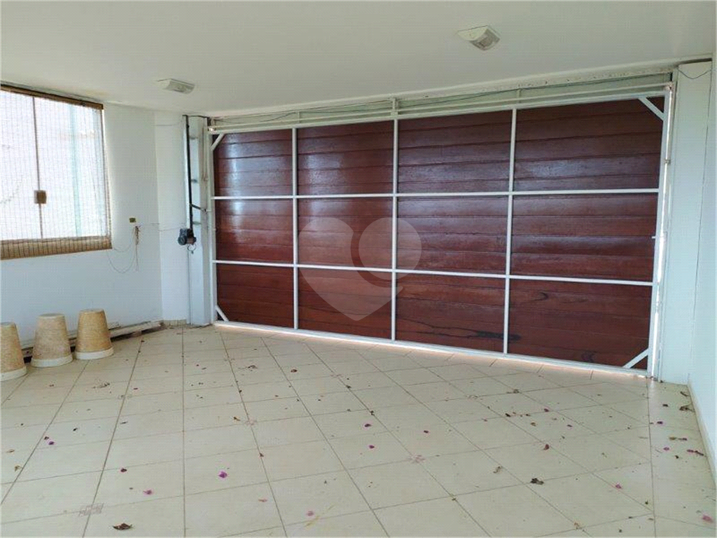 Casa de Condomínio à venda com 4 quartos, 600m² - Foto 18