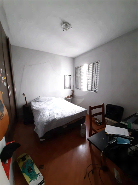 Sobrado Jardim França para venda por R$ 1050,000