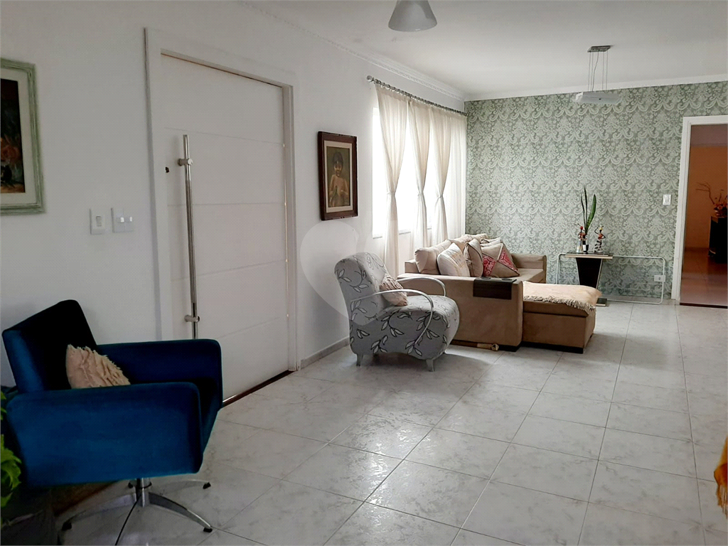 Sobrado Jardim França para venda por R$ 1050,000