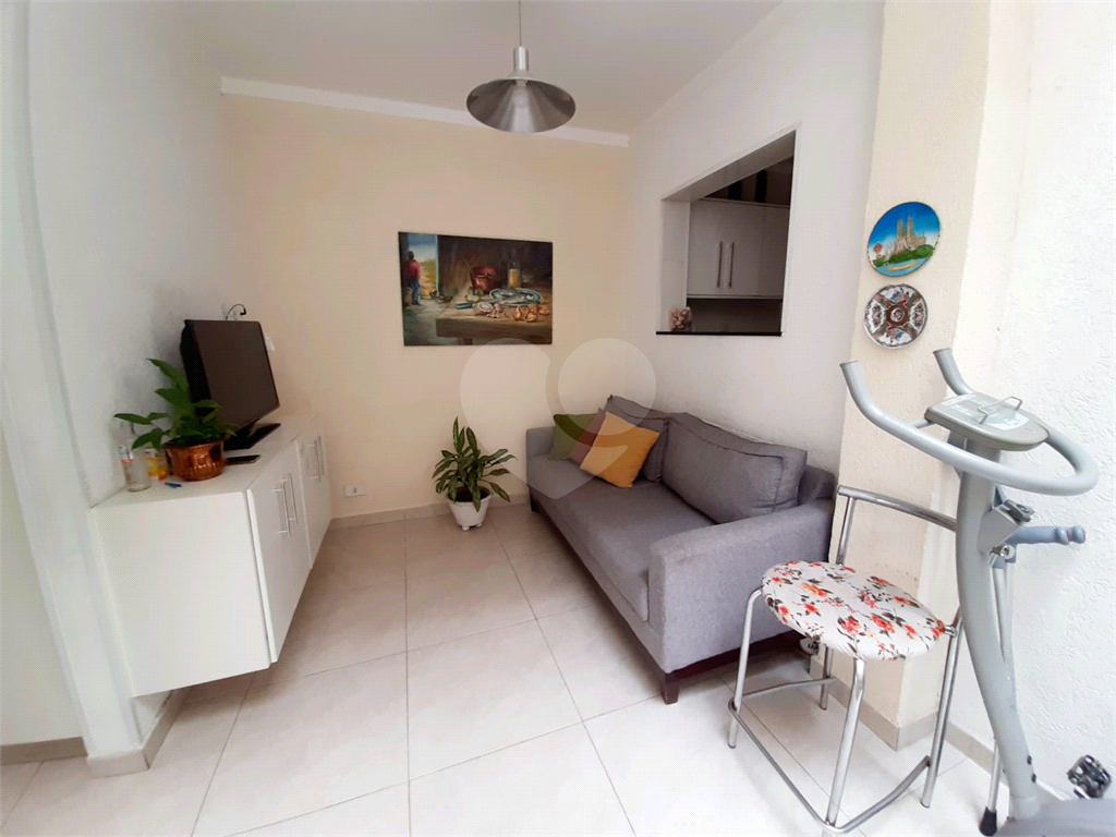 Sobrado Jardim França para venda por R$ 1050,000