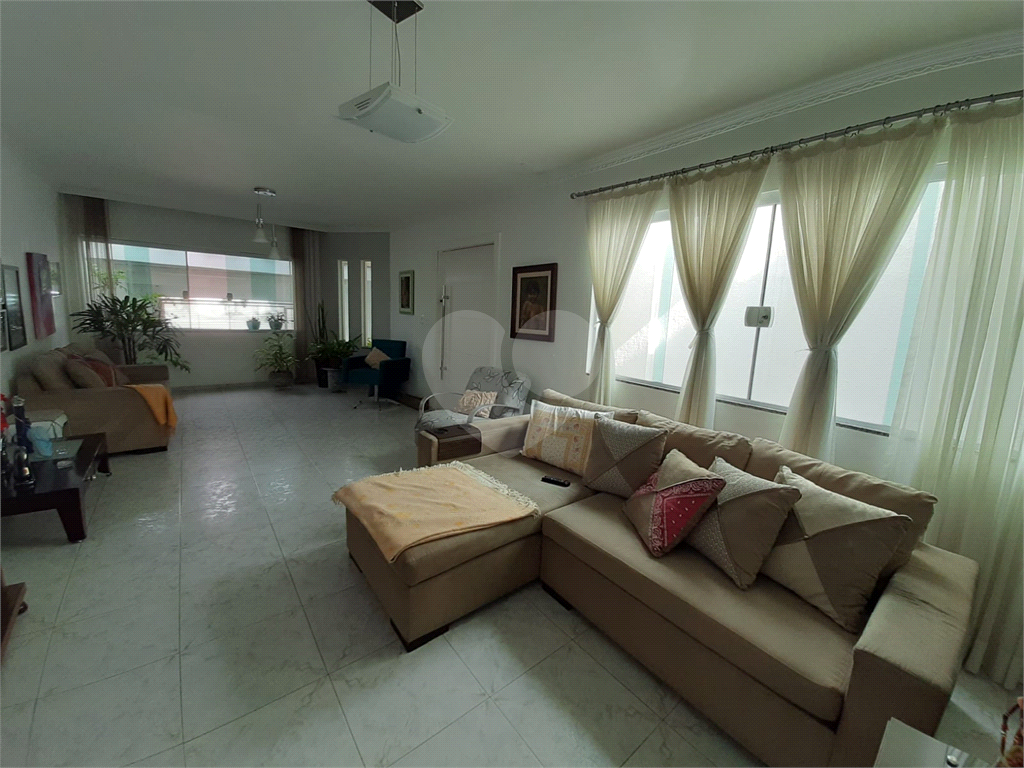 Sobrado Jardim França para venda por R$ 1050,000