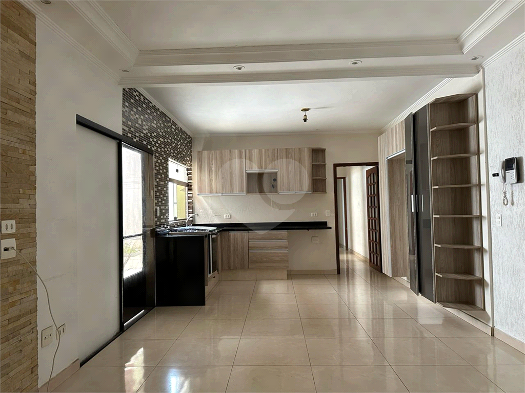Casa à venda com 3 quartos, 122m² - Foto 3