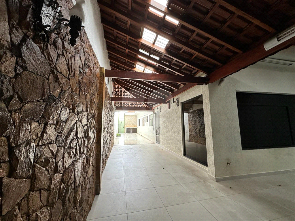 Casa à venda com 3 quartos, 122m² - Foto 20
