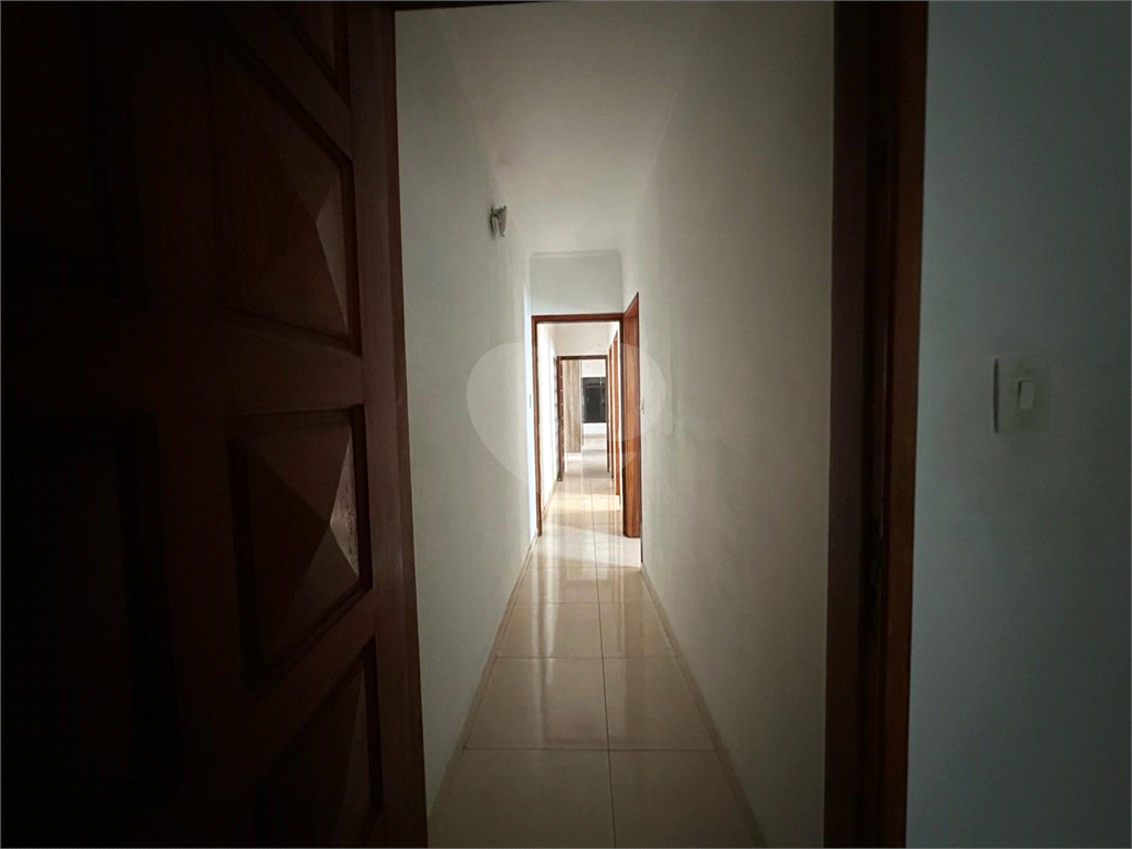 Casa à venda com 3 quartos, 122m² - Foto 8