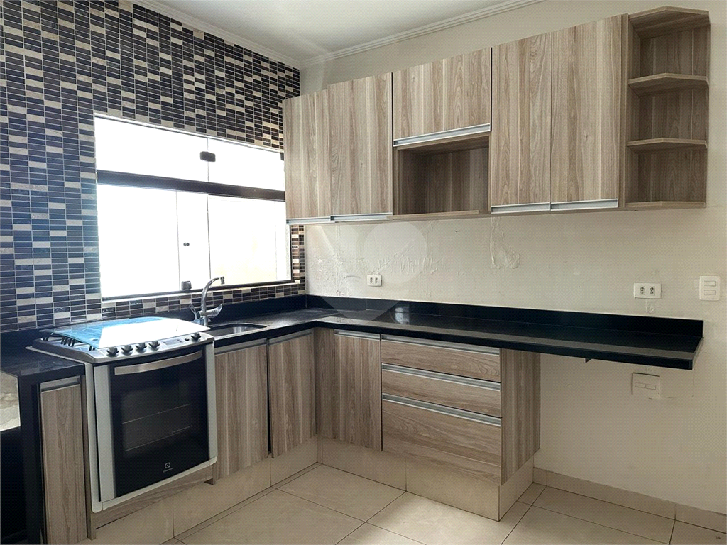 Casa à venda com 3 quartos, 122m² - Foto 4