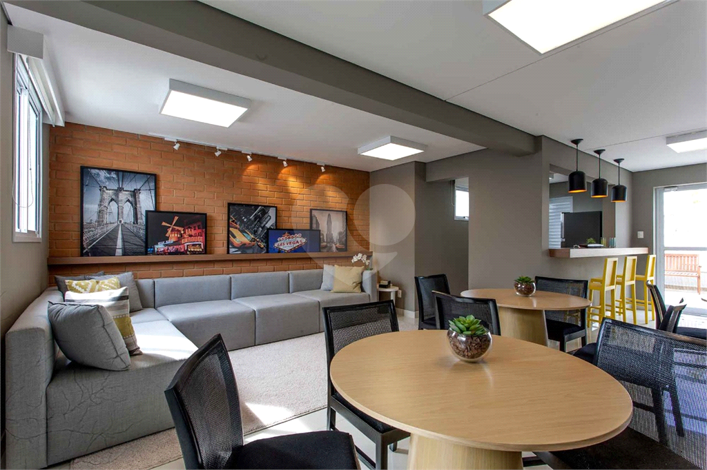 APARTAMENTO em HIGIENÓPOLIS