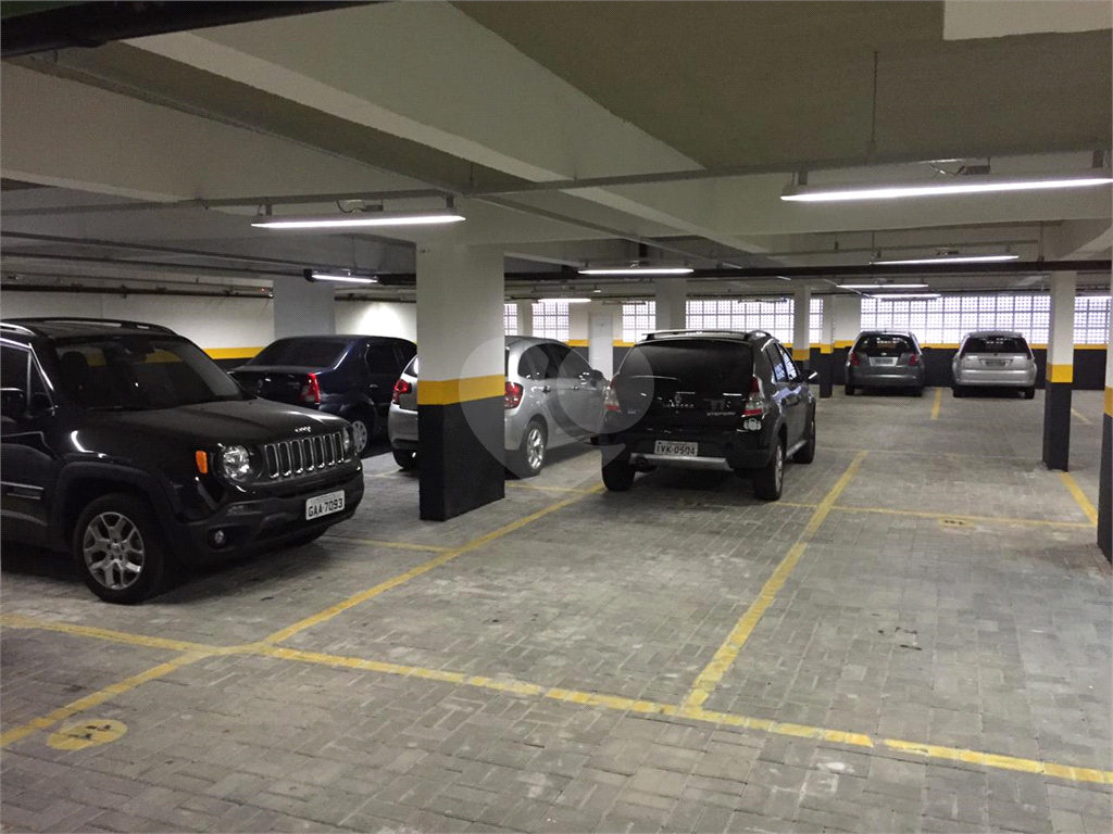 APARTAMENTO em HIGIENÓPOLIS