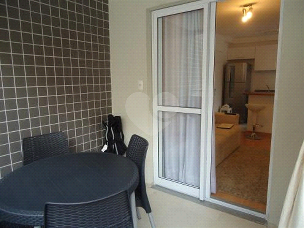 APARTAMENTO em HIGIENÓPOLIS