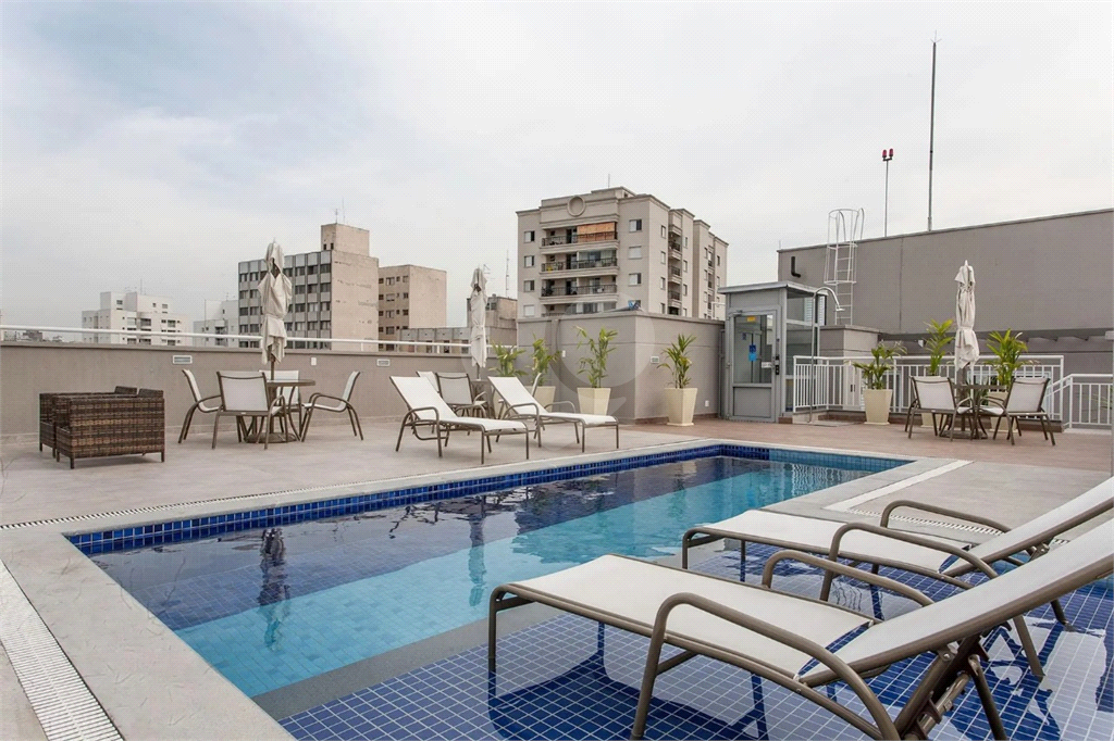 APARTAMENTO em HIGIENÓPOLIS