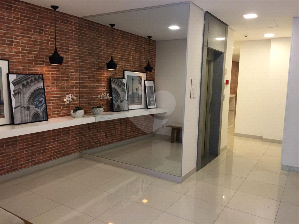APARTAMENTO em HIGIENÓPOLIS