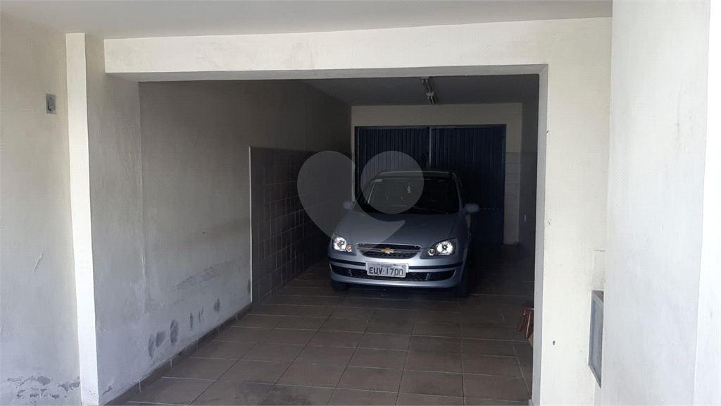 Casa à venda com 2 quartos, 190m² - Foto 2