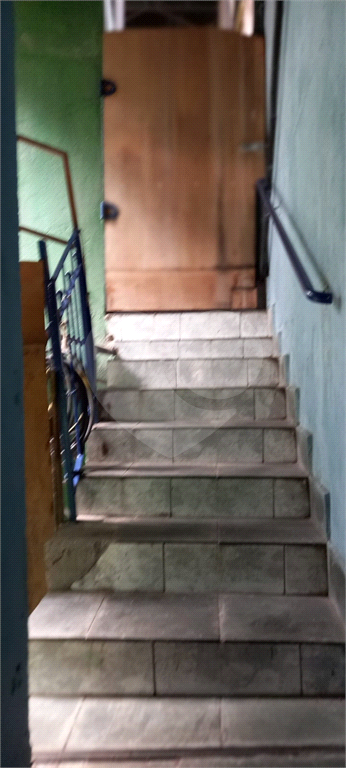 Excelente Sobrado para construtores, com 3 dormitórios, sendo 01 suíte