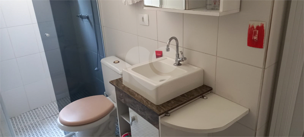 Excelente Sobrado para construtores, com 3 dormitórios, sendo 01 suíte