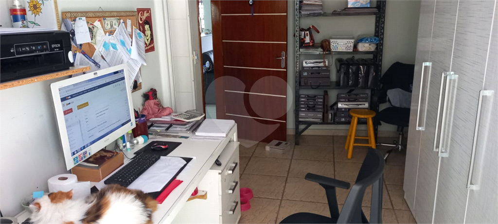 Excelente Sobrado para construtores, com 3 dormitórios, sendo 01 suíte