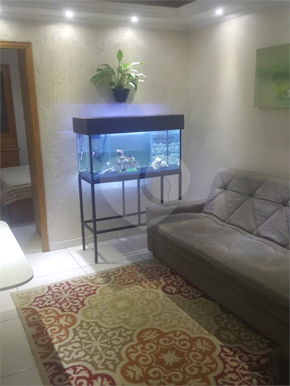 APARTAMENTO em SANTANA