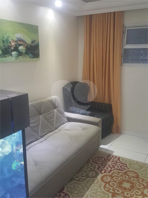 APARTAMENTO em SANTANA