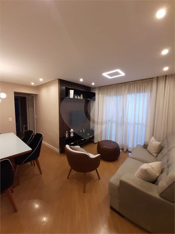 Apartamento totalmente reformado na Vila Guarani!!