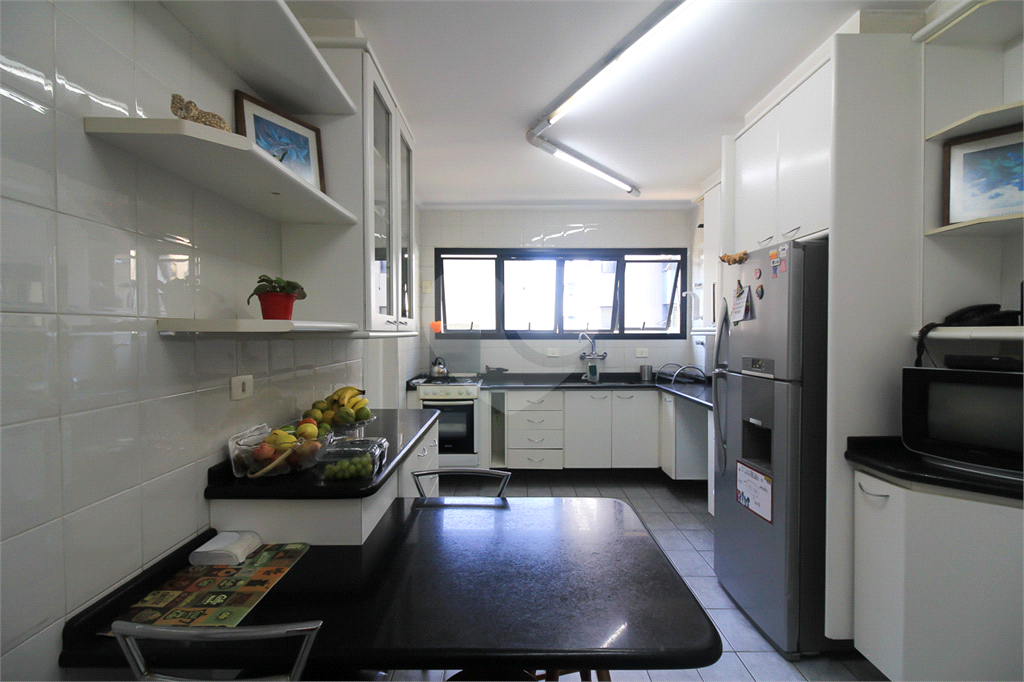Amplo apartamento em excelente localização, entre Av Água Fria e Nova Cantareira