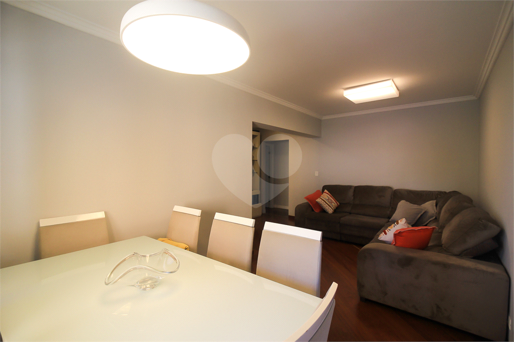 Amplo apartamento em excelente localização, entre Av Água Fria e Nova Cantareira