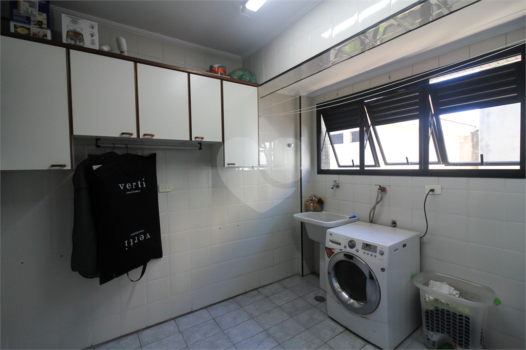 Amplo apartamento em excelente localização, entre Av Água Fria e Nova Cantareira