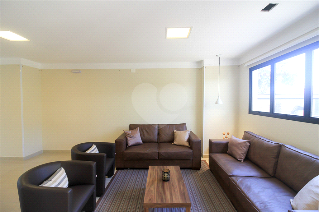 Amplo apartamento em excelente localização, entre Av Água Fria e Nova Cantareira