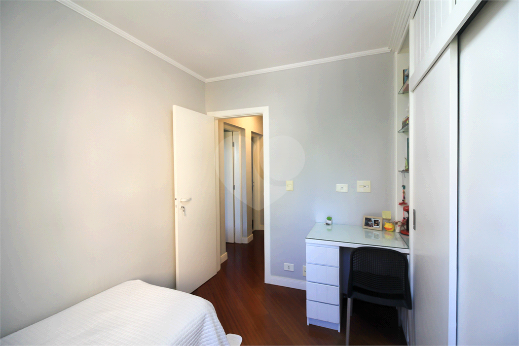 Amplo apartamento em excelente localização, entre Av Água Fria e Nova Cantareira