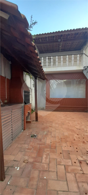 Casa à venda com 3 quartos, 300m² - Foto 45