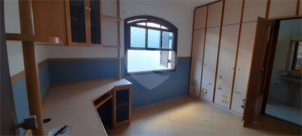 Casa à venda com 3 quartos, 300m² - Foto 4