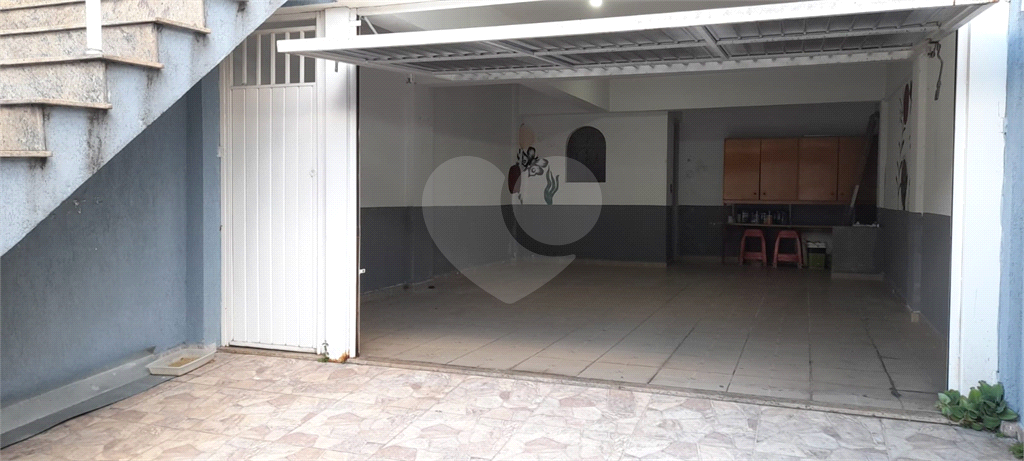 Casa à venda com 3 quartos, 300m² - Foto 28