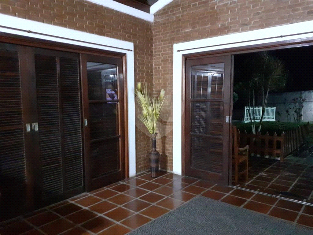 Casa à venda com 8 quartos, 800m² - Foto 47