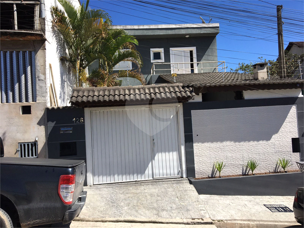 Excelente Sobrado em Arujá