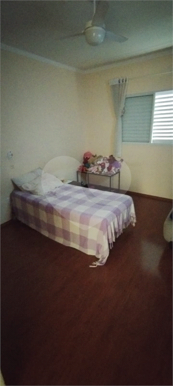 Excelente Sobrado à venda com 125 m² e 3 dormitórios, localizado no bairro Parque Continental I