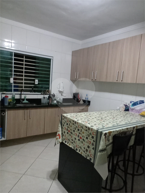 Excelente Sobrado à venda com 125 m² e 3 dormitórios, localizado no bairro Parque Continental I