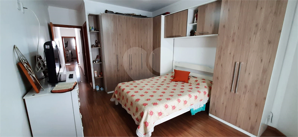 Excelente Sobrado à venda com 125 m² e 3 dormitórios, localizado no bairro Parque Continental I